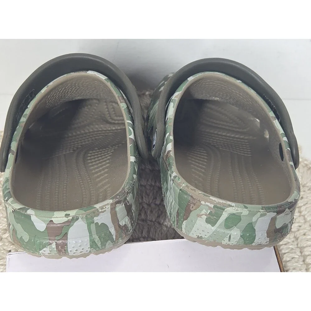 CROCS classic camo